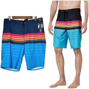 O’Neill | Men | Hyperfreak Santa Cruz Hybrid Beach Swim Board Shorts | Size 34